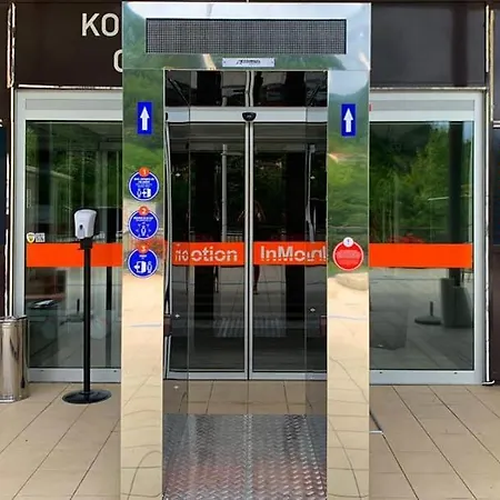 Отель Garden City Кониц