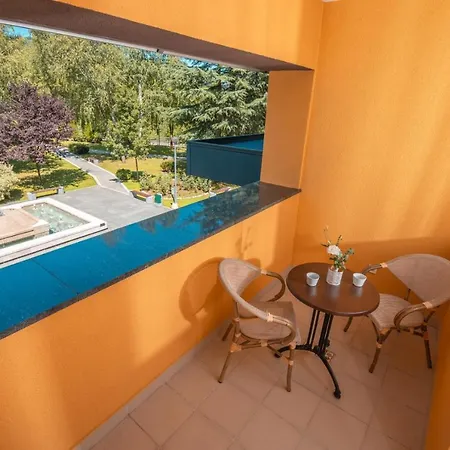 Garden City Отель 4*
